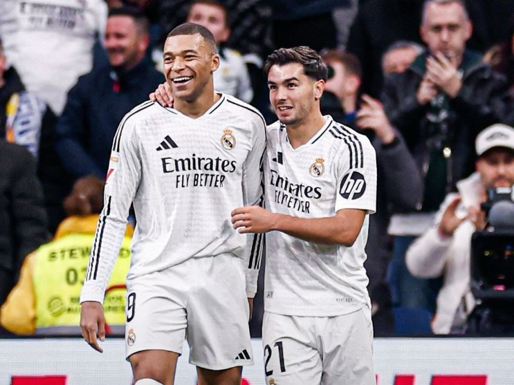 Real Madrid vs Las Palmas 4-1: Brace Mbappe Bawa Los Blancos ke Puncak!