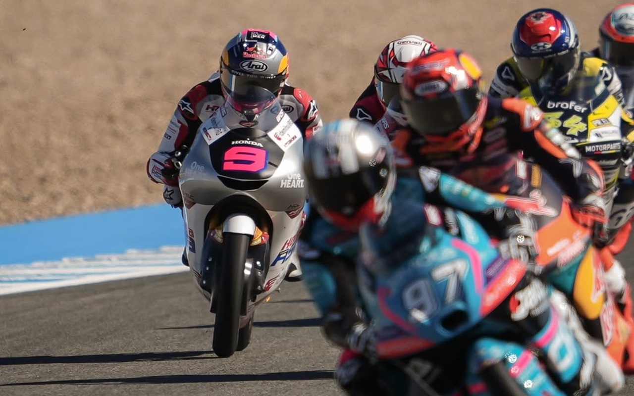 Link Live Streaming Moto3 Prancis 2026 Sore Ini, Veda Ega Pratama Curi Perhatian di Le Mans!