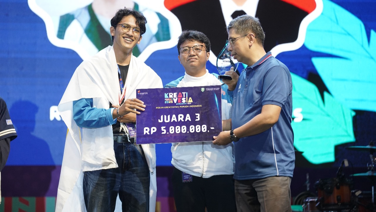 Mahasiswa Teknik Informatika Universitas Esa Unggul Raih Juara 3 Lomba Robotik Tingkat Nasional di Pekan Kreativitas Pemuda 2025