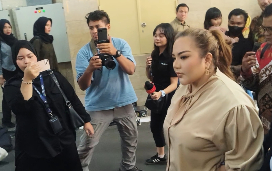 Lisa Mariana Buka Suara setelah Dapat Panggilan dari KPK