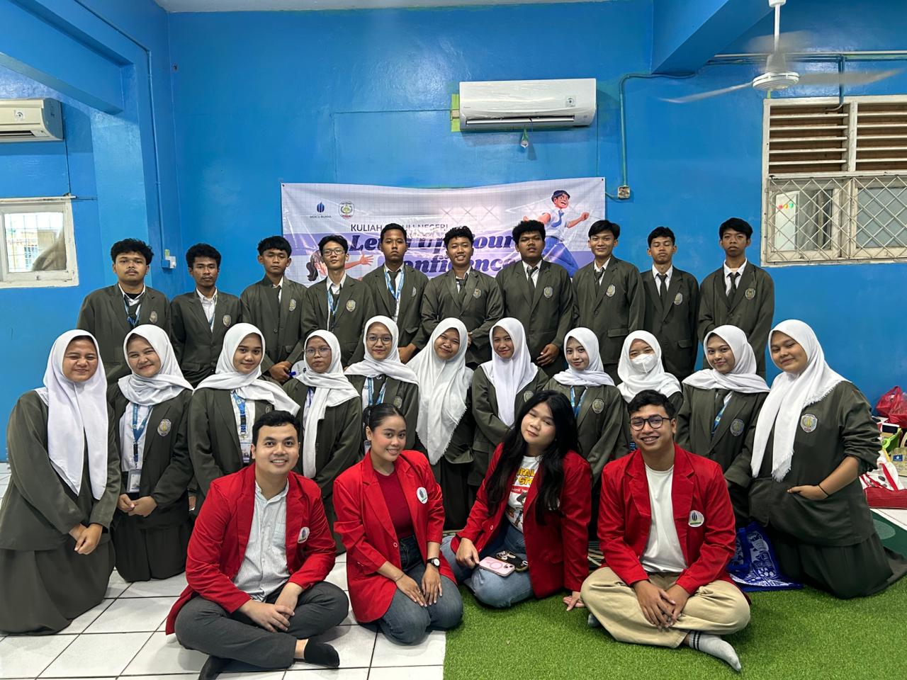 Jurus Percaya Diri Bicara di Depan Umum, Mahasiswa UMB Bagikan Rahasia Public Speaking: Speak Up, Stand Out!