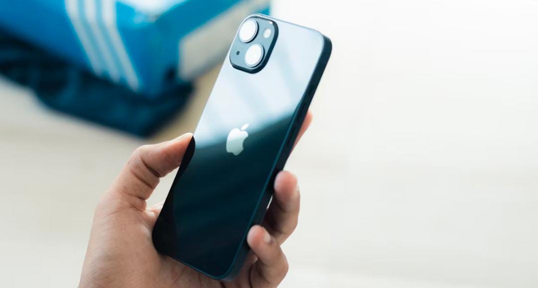 Alasan iPhone 13 masih Relevan pada 2025