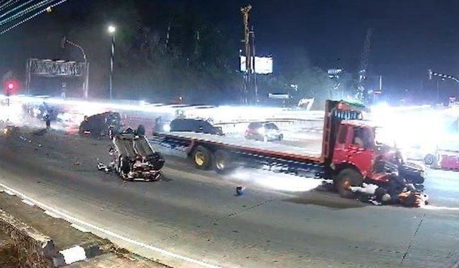 Polda Jateng Pastikan Korban Meninggal Kecelakaan Maut di Exit Tol Bawen 3 Orang 