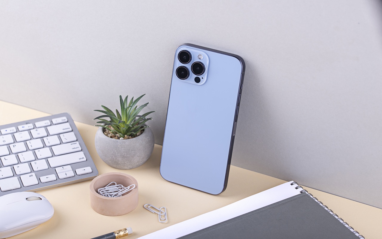 Harga iPhone iBox Juli 2026 Turun! iPhone 15, iPhone 16 hingga iPhone 17 Diskon Sampai Rp3 Juta