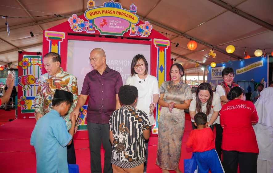 Wamen Ekraf Usung Semangat Harmoni Imlek Nusantara sebagai Simbol Toleransi di Indonesia