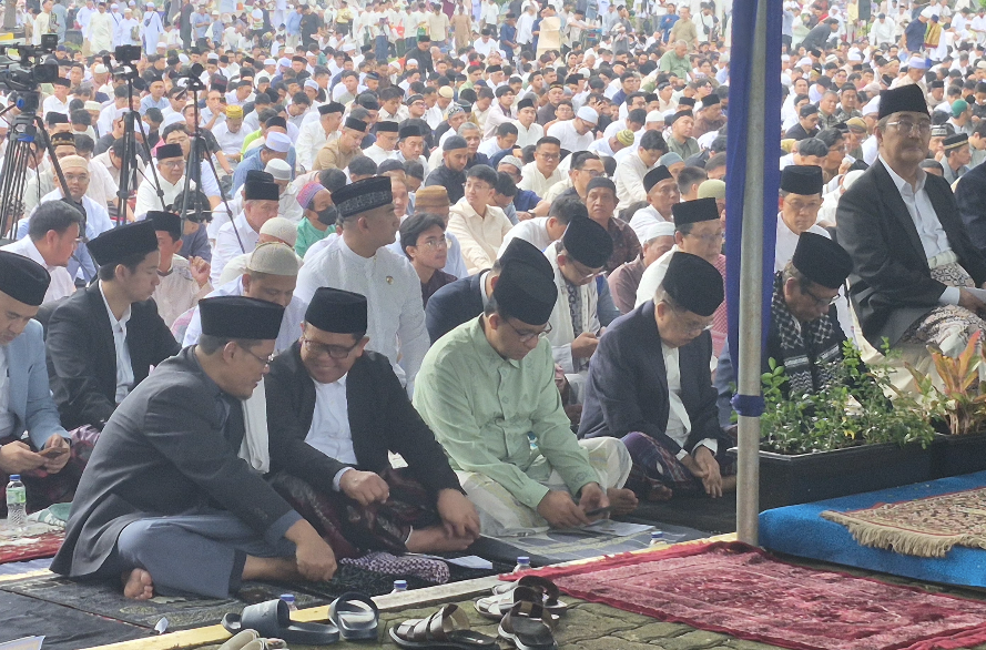 Jusuf Kalla, Didit Hediprasetyo hingga Anies Baswedan Shalat Ied di Masjid Al-Azhar