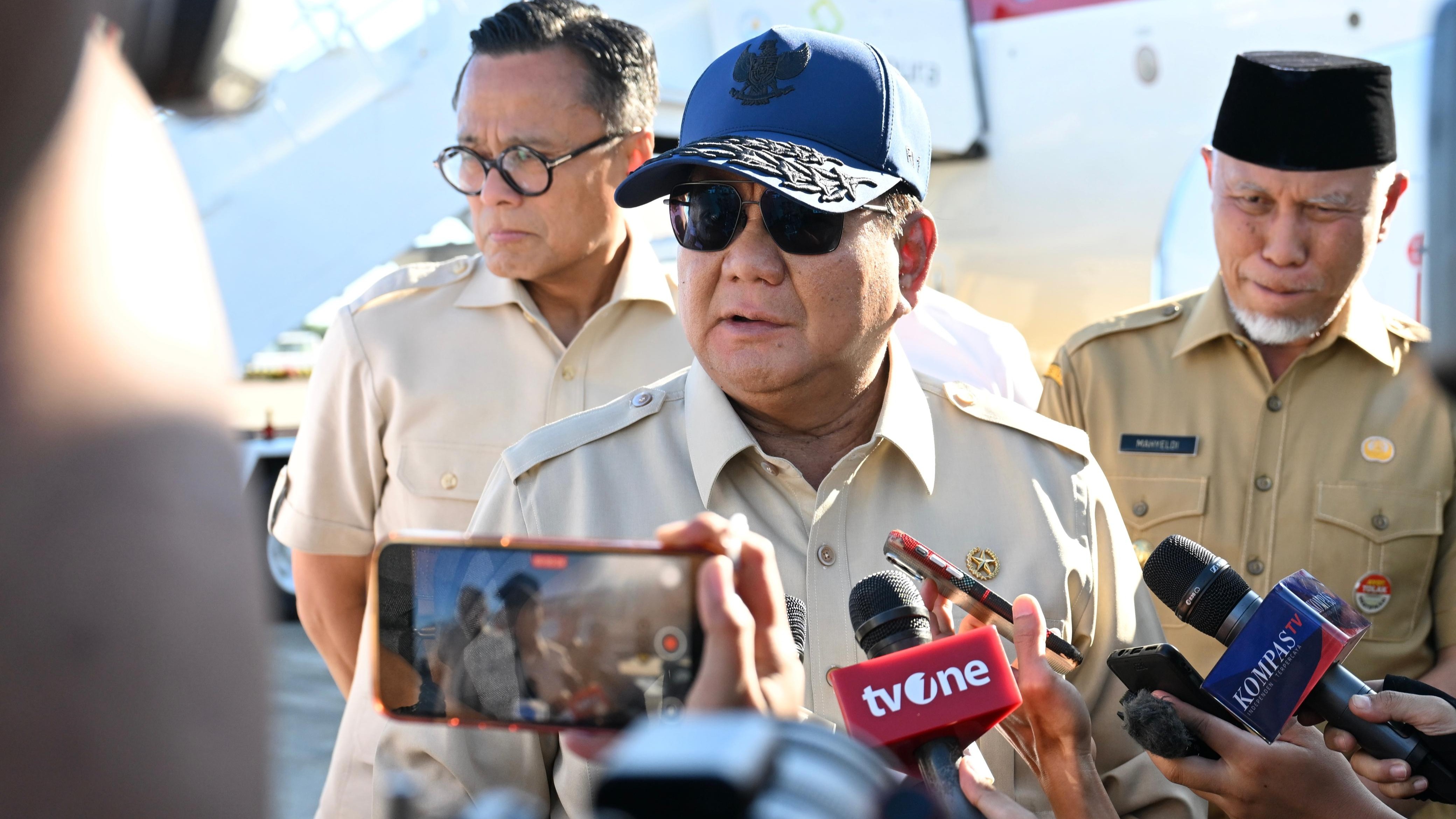 Prabowo: Perbaikan Sekolah dan Sarana Desa di Aceh Jadi Prioritas