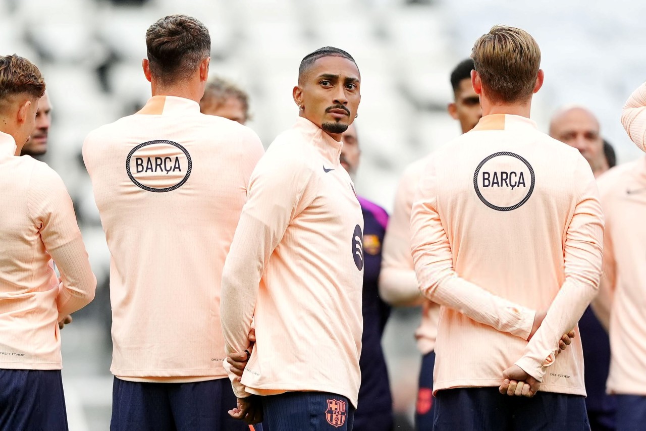 Prediksi Skor Newcastle vs Barcelona, Hansi Flick dalam Dilema