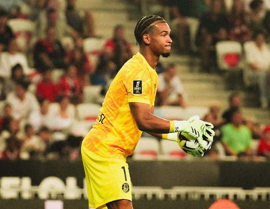 Comolli Dorong Juventus Rekrut Guillaume Restes, Spalletti Justru Ingin Kiper Berpengalaman