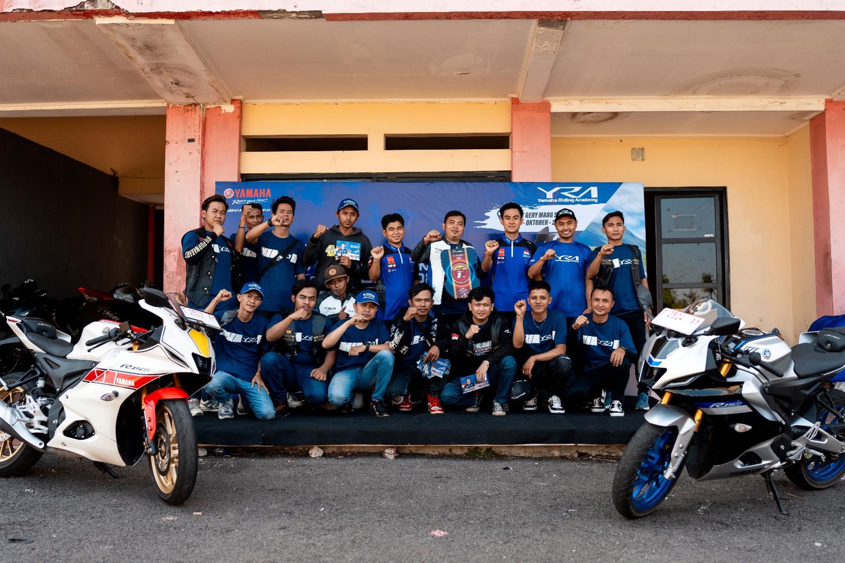 Intip Keseruan Pengguna Yamaha R15 Belajar Teknik Balap di Sirkuit Gerry Mang