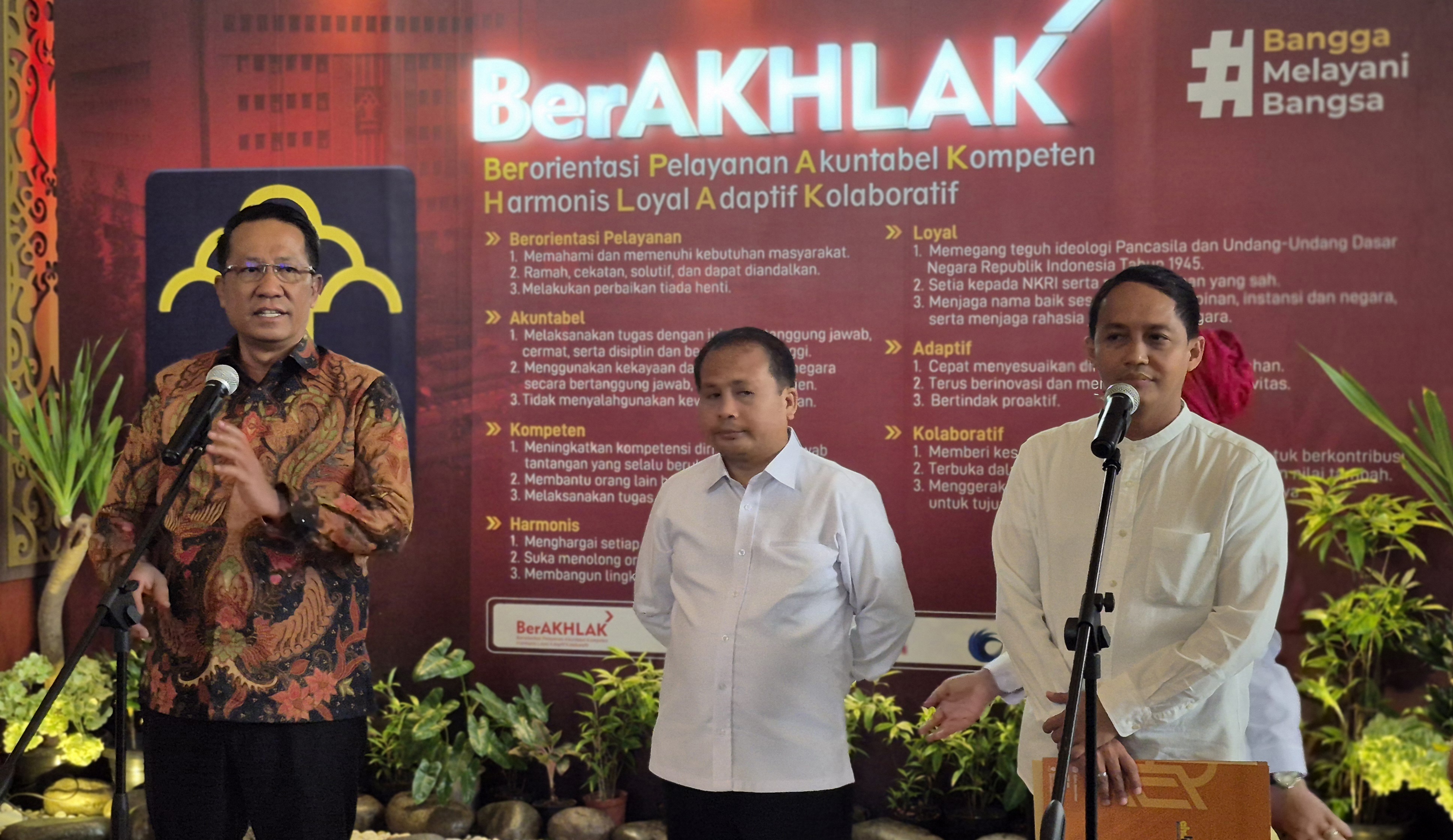 Sekjen PSI Raja Juli Tak Kunjung Beberkan Sosok J: Insya Allah Istimewa