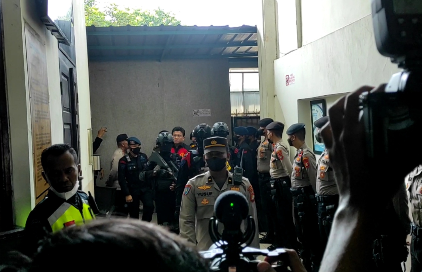 Pengamanan PN Jaksel Diperketat Jelang Vonis Ferdy Sambo dan Putri Candrawati
