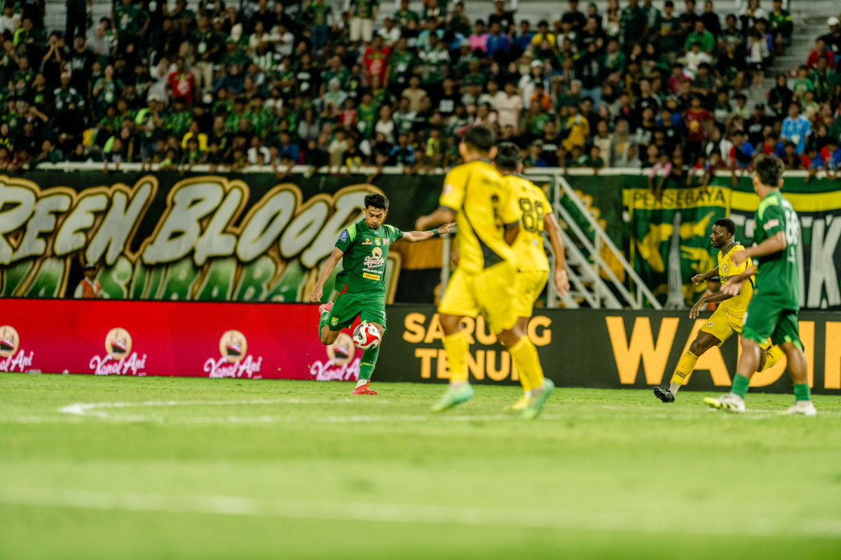 Bruno Moreira Pecah Telur, Persebaya Akhirnya Menang Perdana Lawan Semen Padang, Naik ke Posisi 3