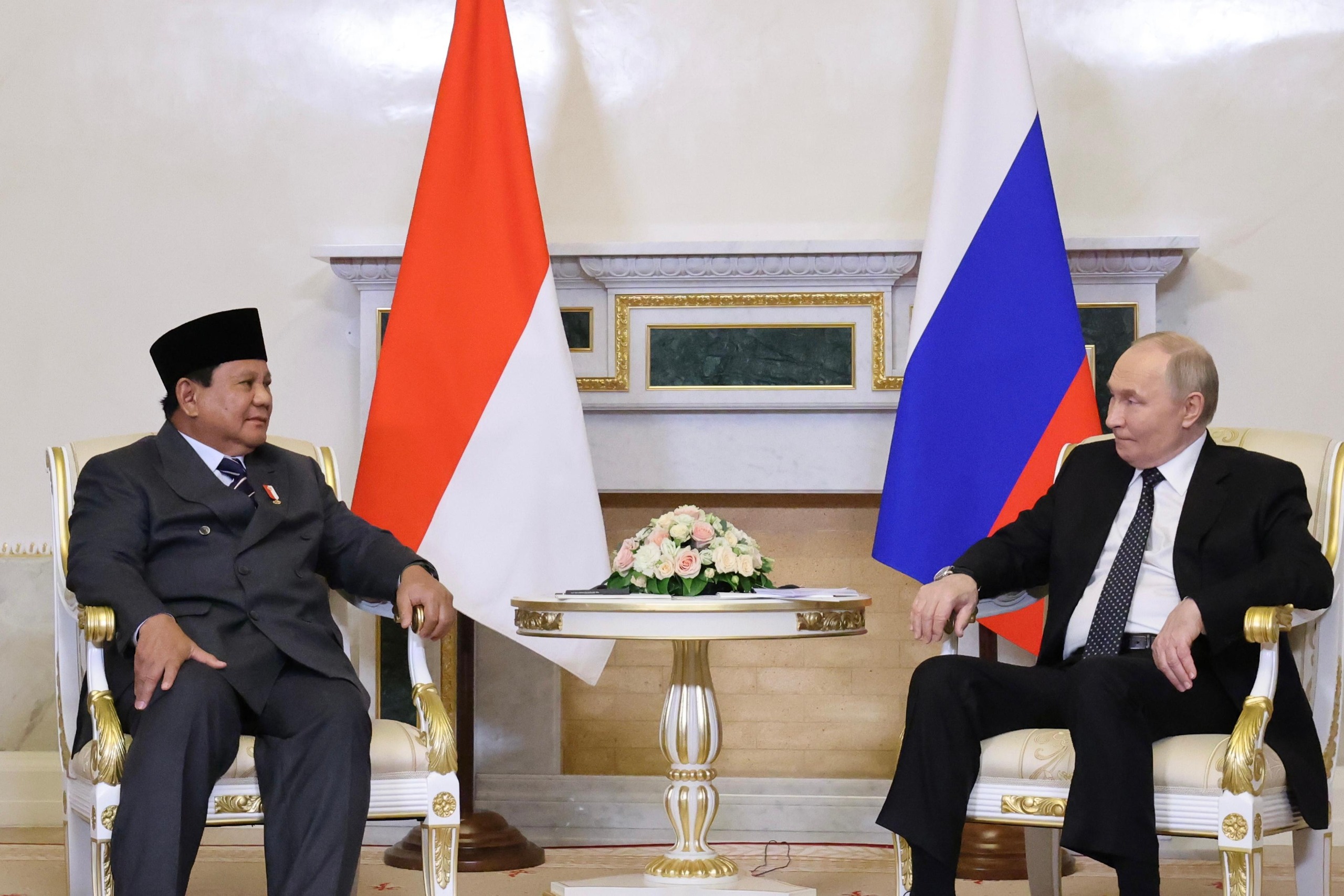Bertemu Putin, Prabowo Serukan Perdamaian dan Kerja Sama Antarnegara