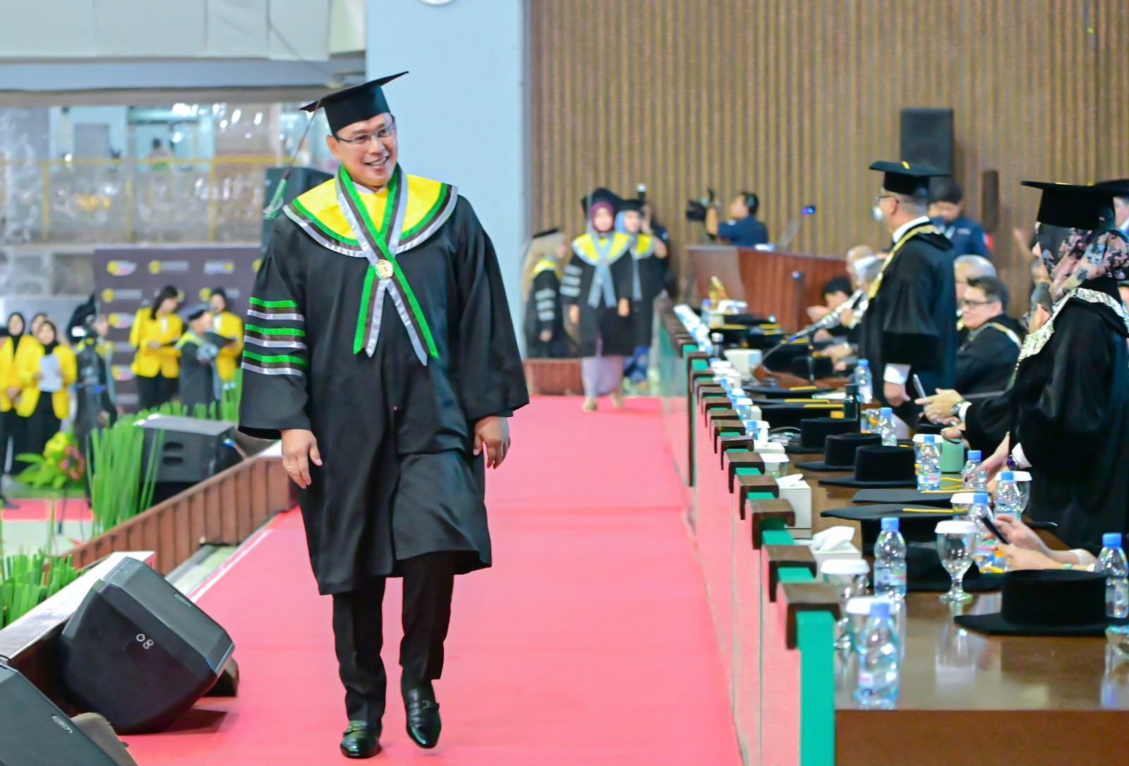 Dirut BULOG Ahmad Rizal Ramdhani Raih Gelar Doktor dari Universitas Indonesia