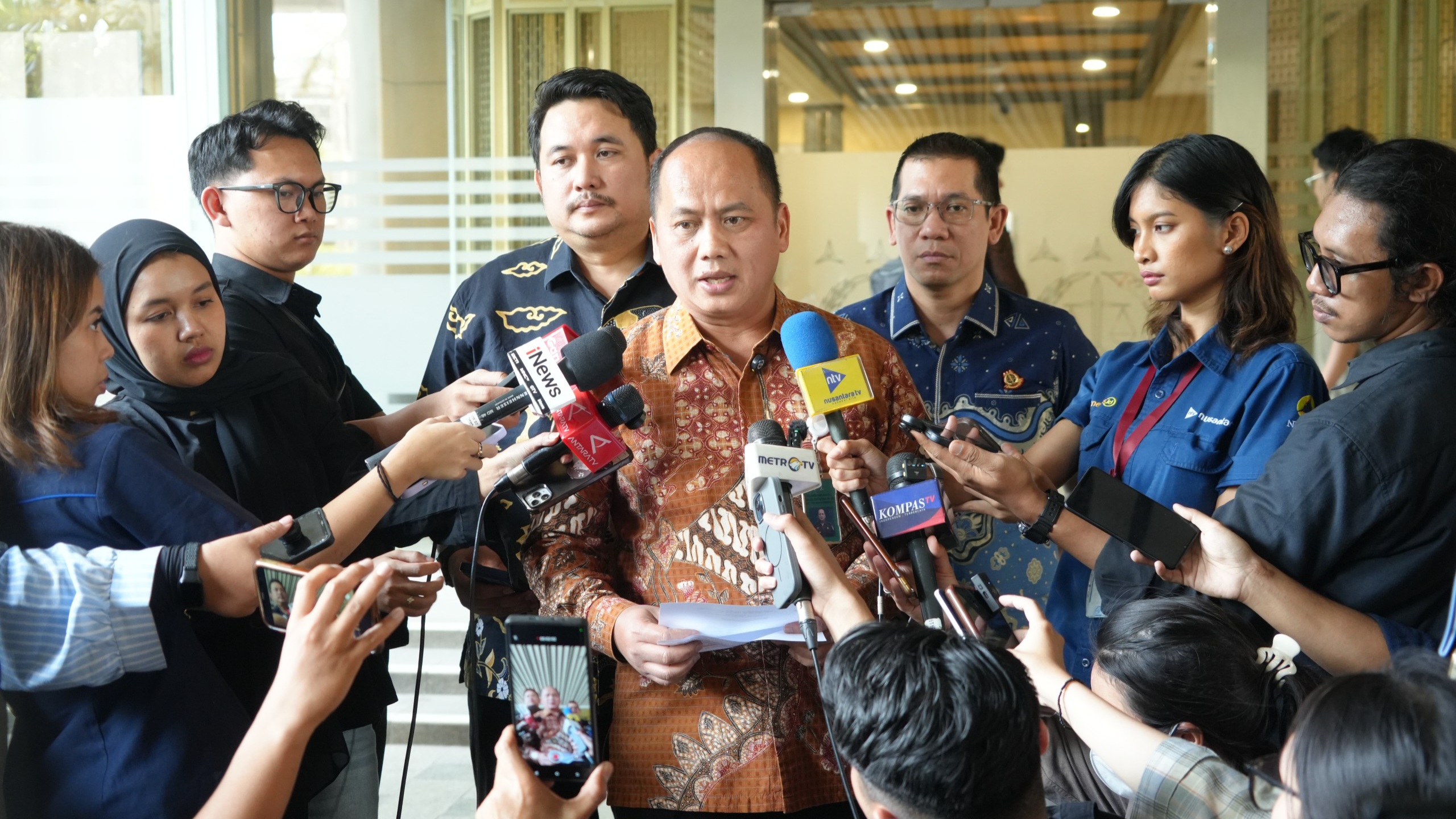Kejagung Tetapkan 3 Tersangka Baru Terkait Kasus Korupsi Pengadaan Motor MBG