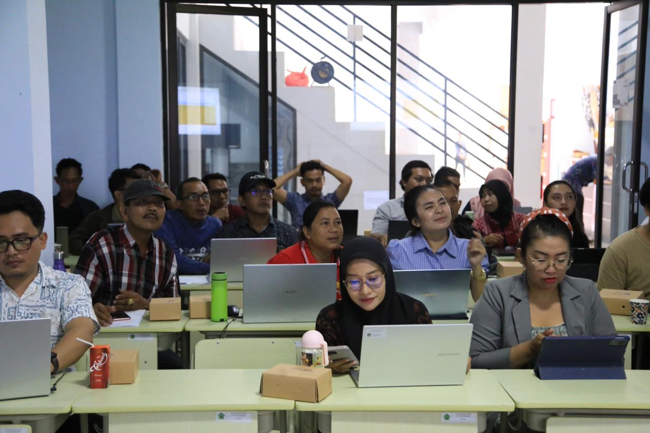Ekonomi Rakyat Naik Kelas, Jembrana Dorong Modernisasi Koperasi Desa Lewat Simkopdes