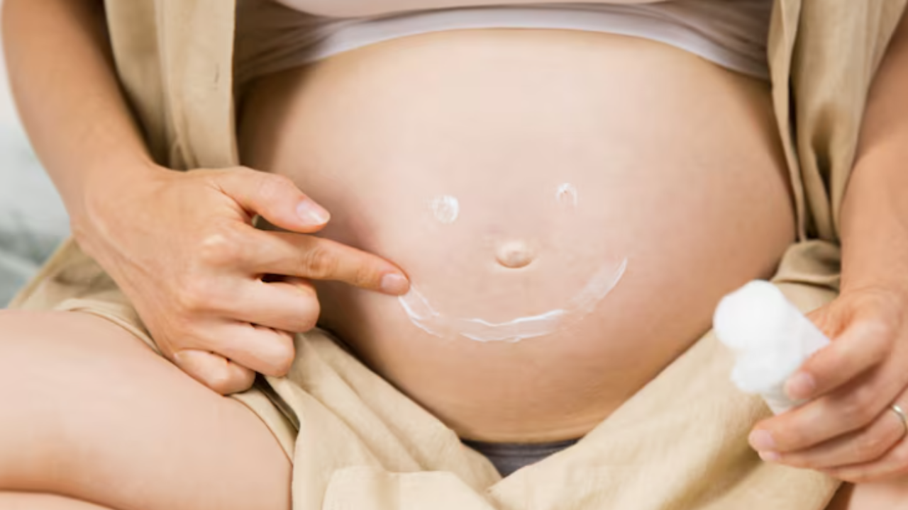 5 Skincare yang Aman untuk Ibu Hamil dan Menyusui, Tetap Glowing Tanpa Khawatir 
