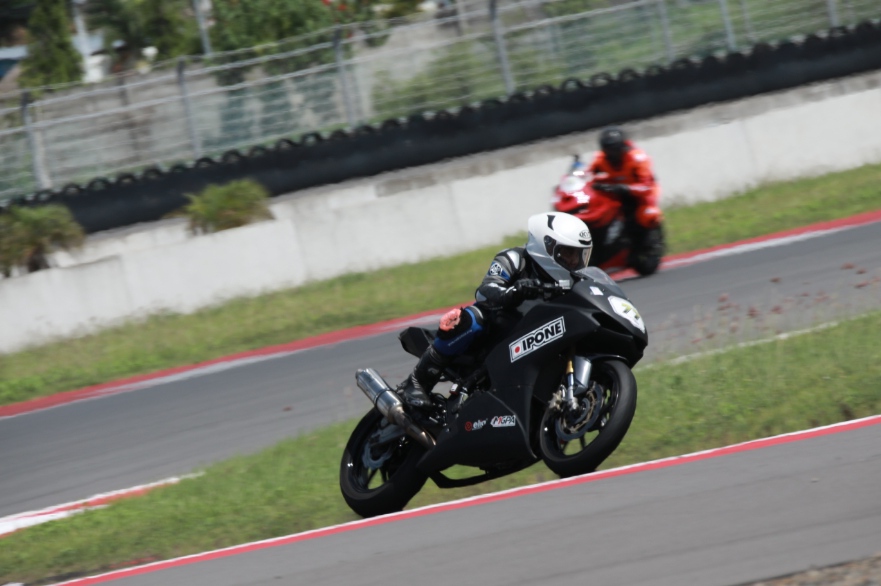 Apresiasi Bengkel Rekanan, Motul Indonesia Hadirkan 'Mandalika Track Day Experience Reward' 