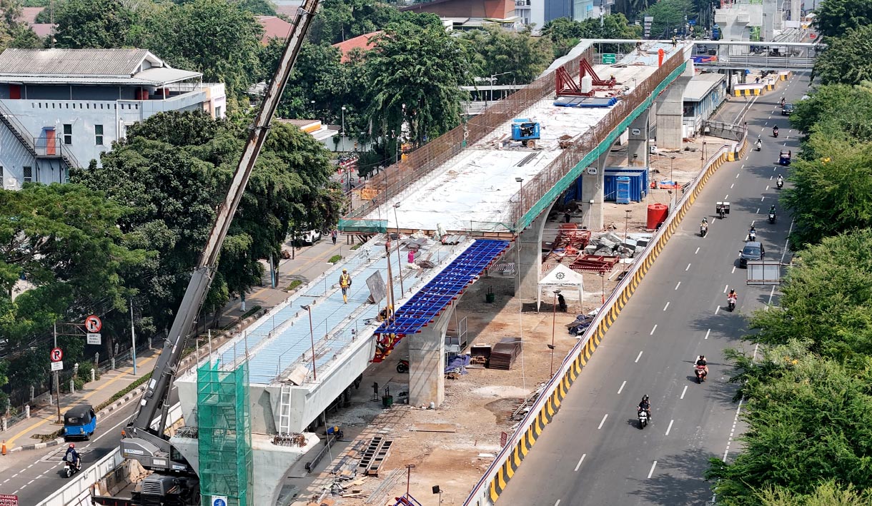 Ditargetkan Selesai Awal 2027, Pembangunan LRT Jakarta Rute Velodrome-Manggarai Capai 18 Persen