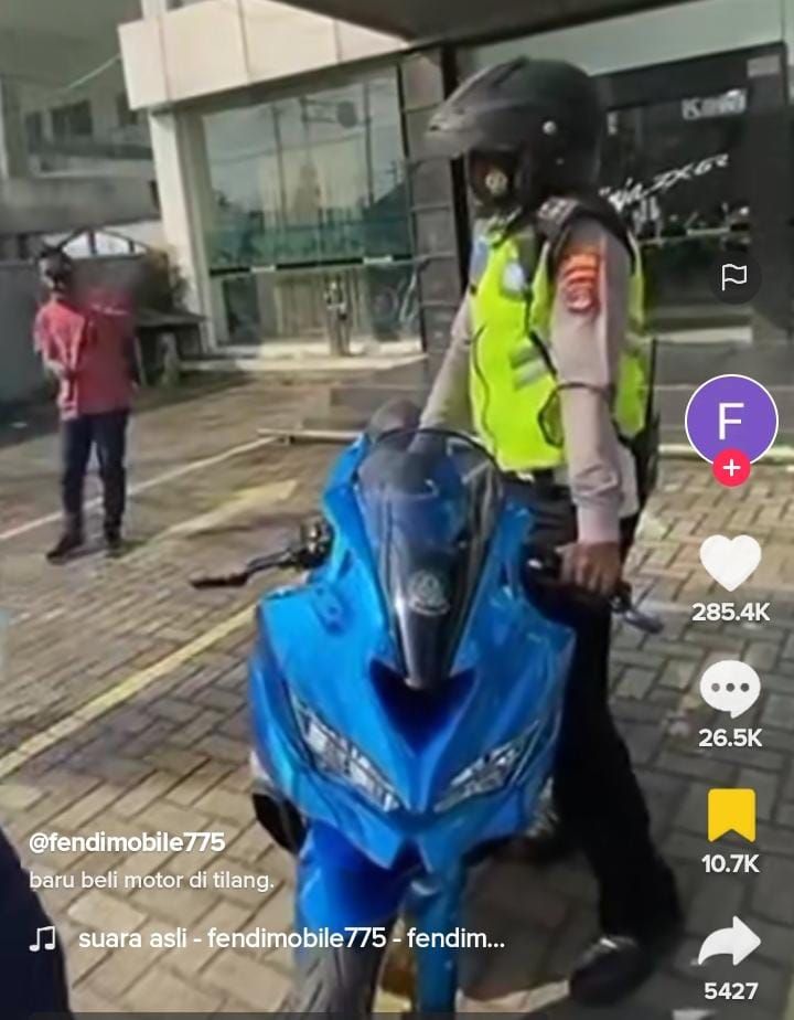 Video Polantas Tilang Pemuda di Diler Beredar, Netizen Ikut Komentar