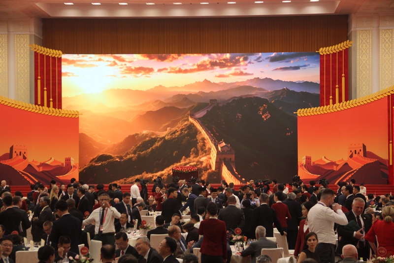 Harian Disway di China International Press Communication Center (CIPCC) (16): Satu Ruangan dengan Puluhan Pemimpin Negara