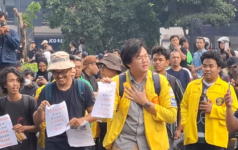8 Daftar Tuntutan Demo BEM UI di Bundaran HI, Apa Saja?