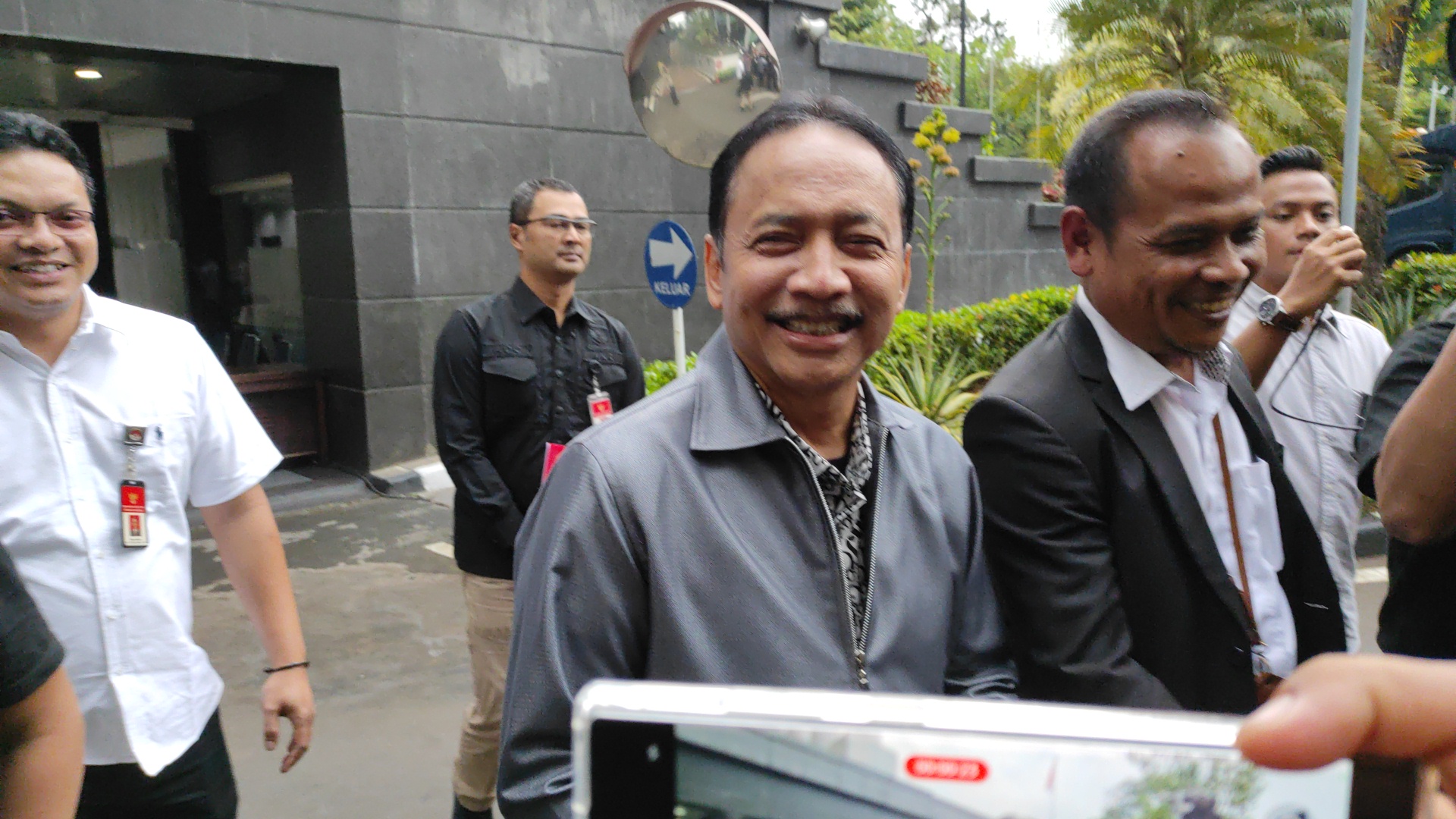 Hakim MK Suhartoyo Diperiksa hanya 30 Menit Soal Putusan Batas Usia Capres-Cawapres