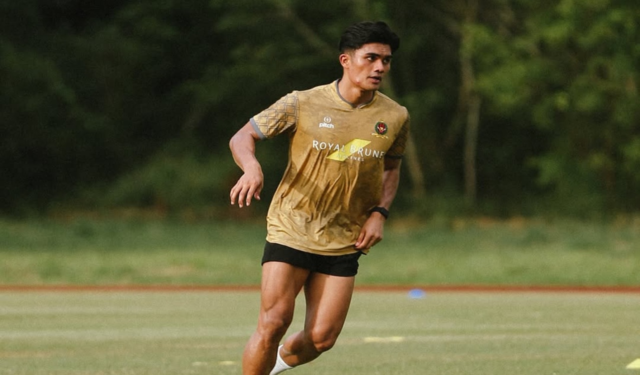 Sampai MELONGO! Fans Tetangga Kaget Lihat Ketajaman Striker Timnas, Sananta Permalukan Klub Malaysia