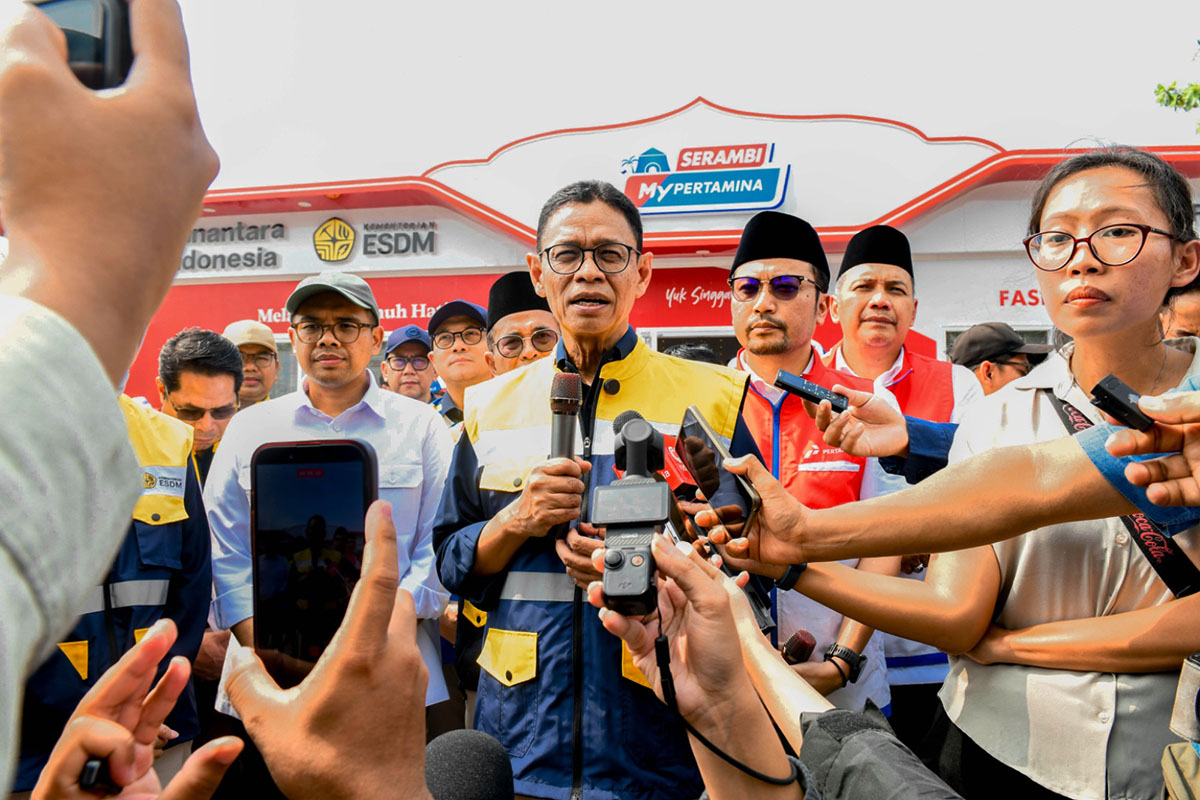 Wamen ESDM Minta Warga Tak 'Panic Buying', Jamin Stok Melimpah 28 Hari