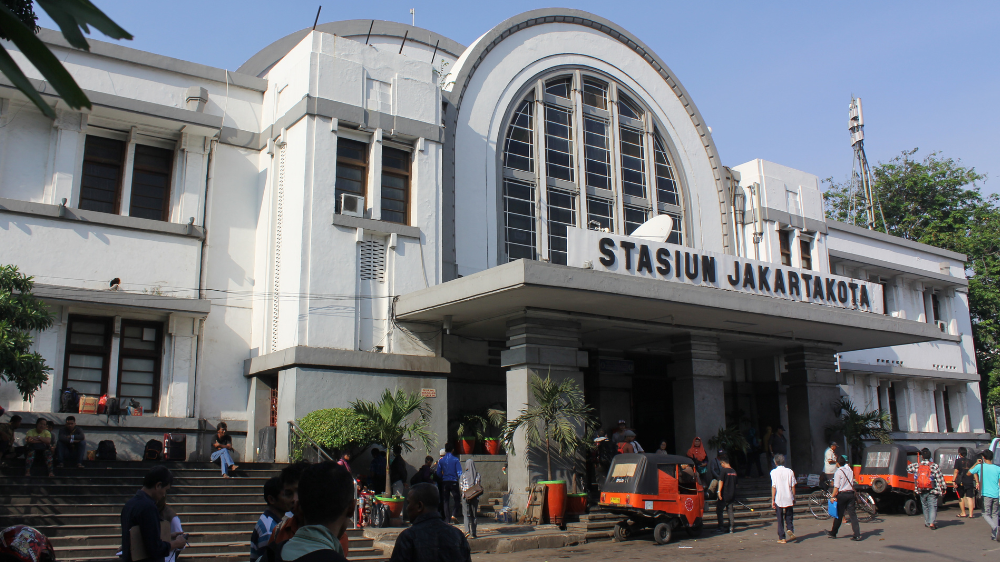 5 Rekomendasi Tempat Wisata di Jakarta Dekat Stasiun KRL, Bisa Ditempuh dengan Jalan Kaki!