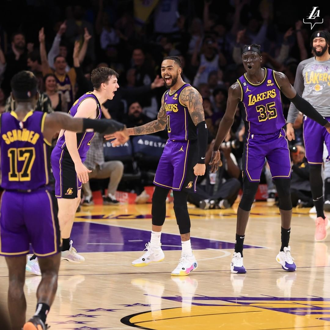 Lakers Tumbangkan Raptors 122 - 112, D'Angelo Russell Cetak 28 Poin