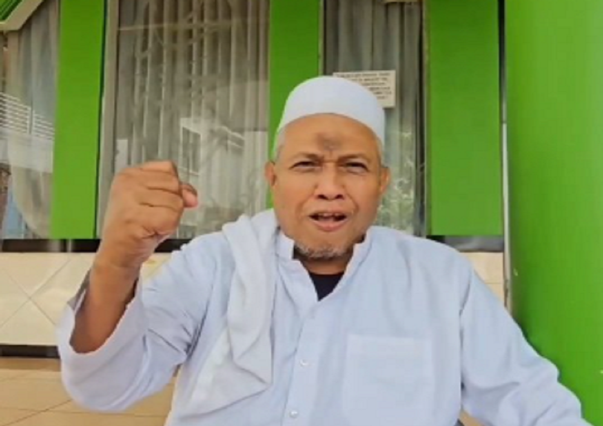 Bergetarnya Suara Haji Haryanto Ungkap Kelakuan Nakal Rian Mahendra: Dia Berkali-kali Ingin Memukul Saya