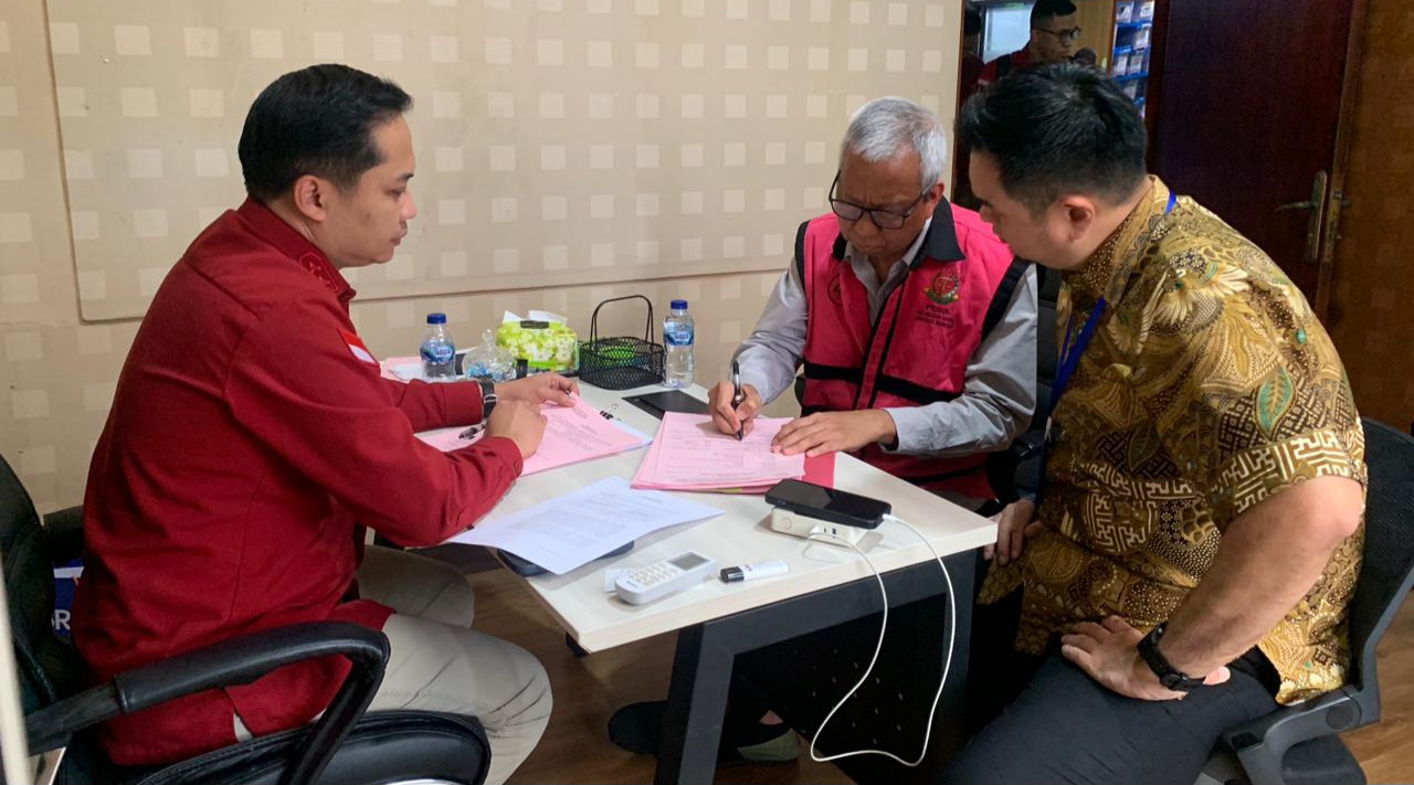 8 Tersangka Kasus Korupsi Minyak Pertamina Telah Diserahkan ke Jaksa Penutut Umum