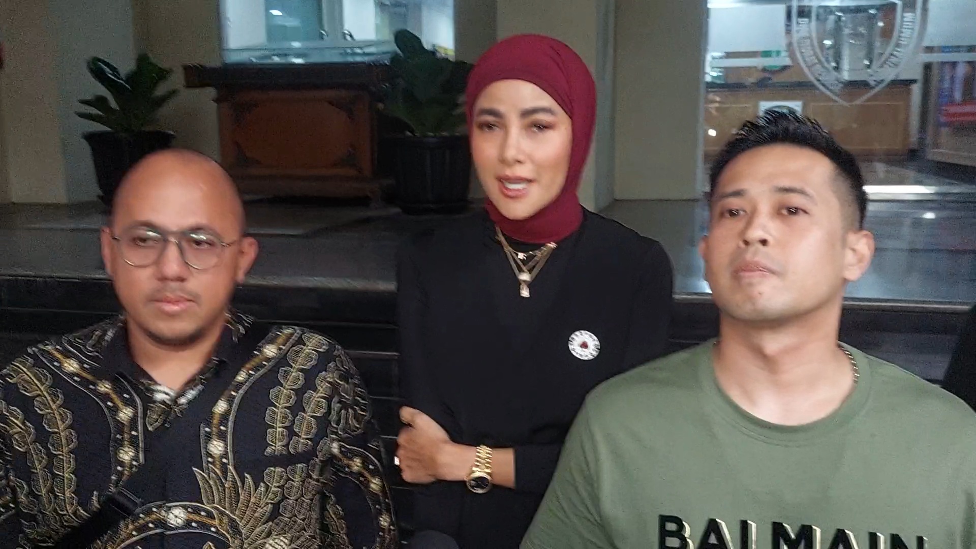 Anak dan Almarhum Ayah Dihina Akun Buzzer, Olla Ramlan Dibantu Aufar Hutapea untuk Kejar Pelaku