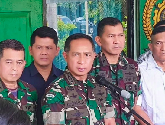 Panglima TNI Janjikan Ganti Rugi Bagi Warga yang Rumahnya Rusak karena Ledakan Gudang Amunisi 
