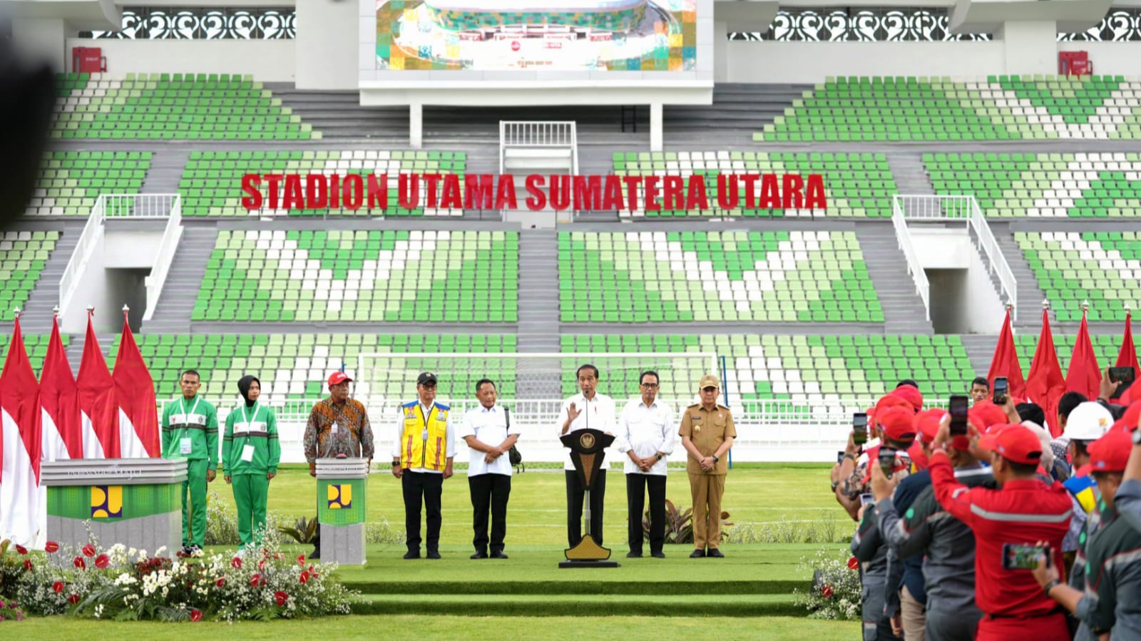 Jokowi Resmikan Stadion Sumut, Berstandar Internasional dengan Kapasitas 25 Ribu Penonton