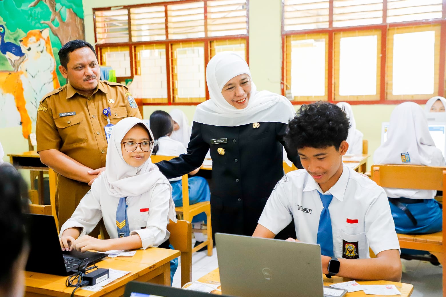 390 Ribu Siswa SMA SMK Se-Jatim Jalani TKA Hari Ini 