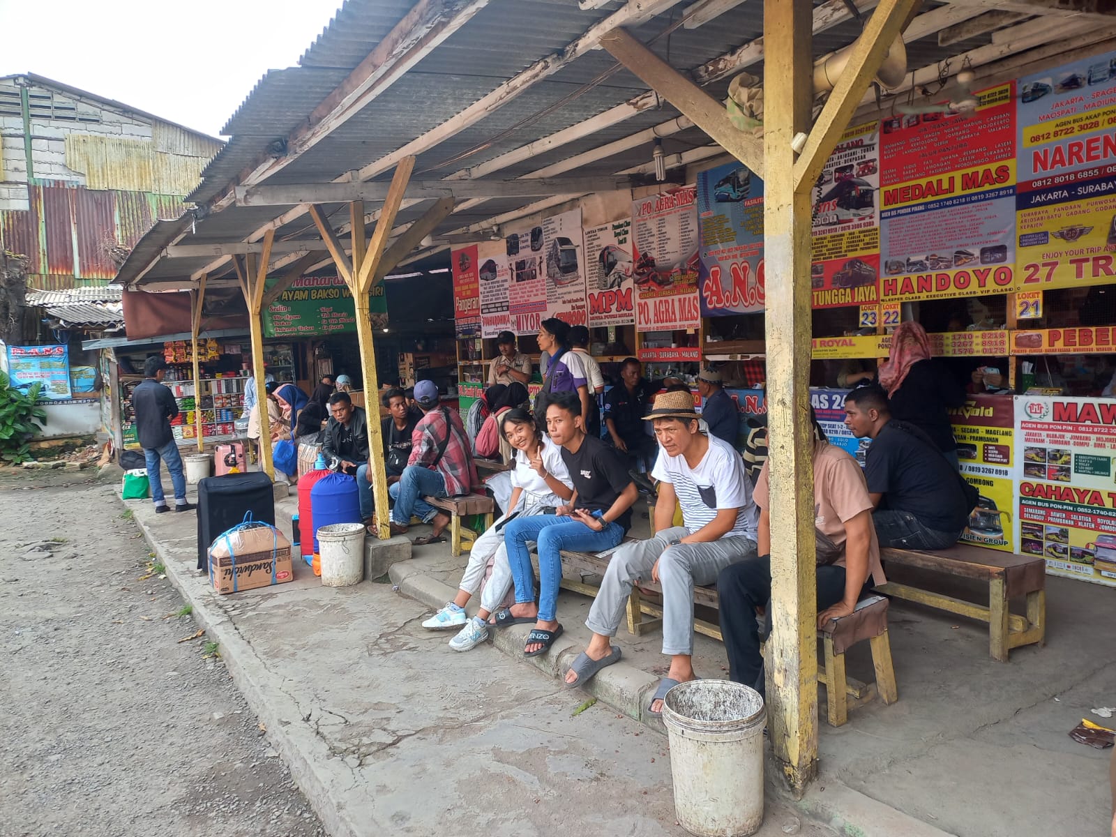 Lebaran 2025 Dibayang-bayangi Prediksi Penurunan Ekonomi, Pengamat Ungkap Penyebabnya