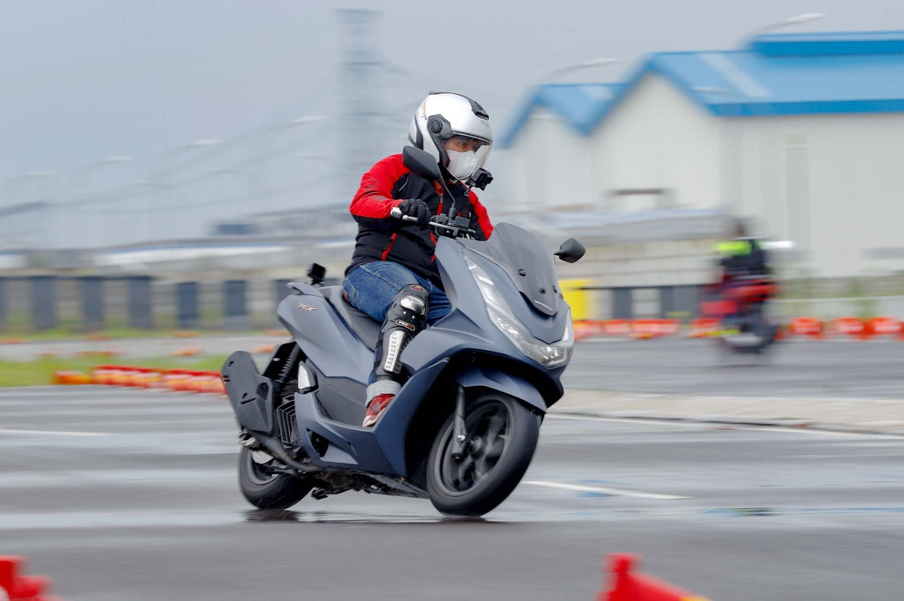 Jangan Sepelekan, Ini Pentingnya Penggunaan Riding Gear untuk Keselamatan Berkendara