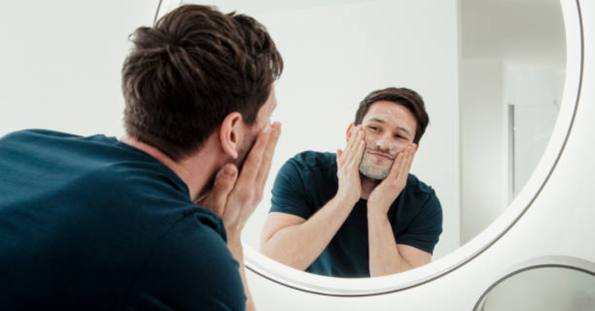 Bingung Mulai Skincare? Ikuti Urutan Simple Khusus Cowok Ini