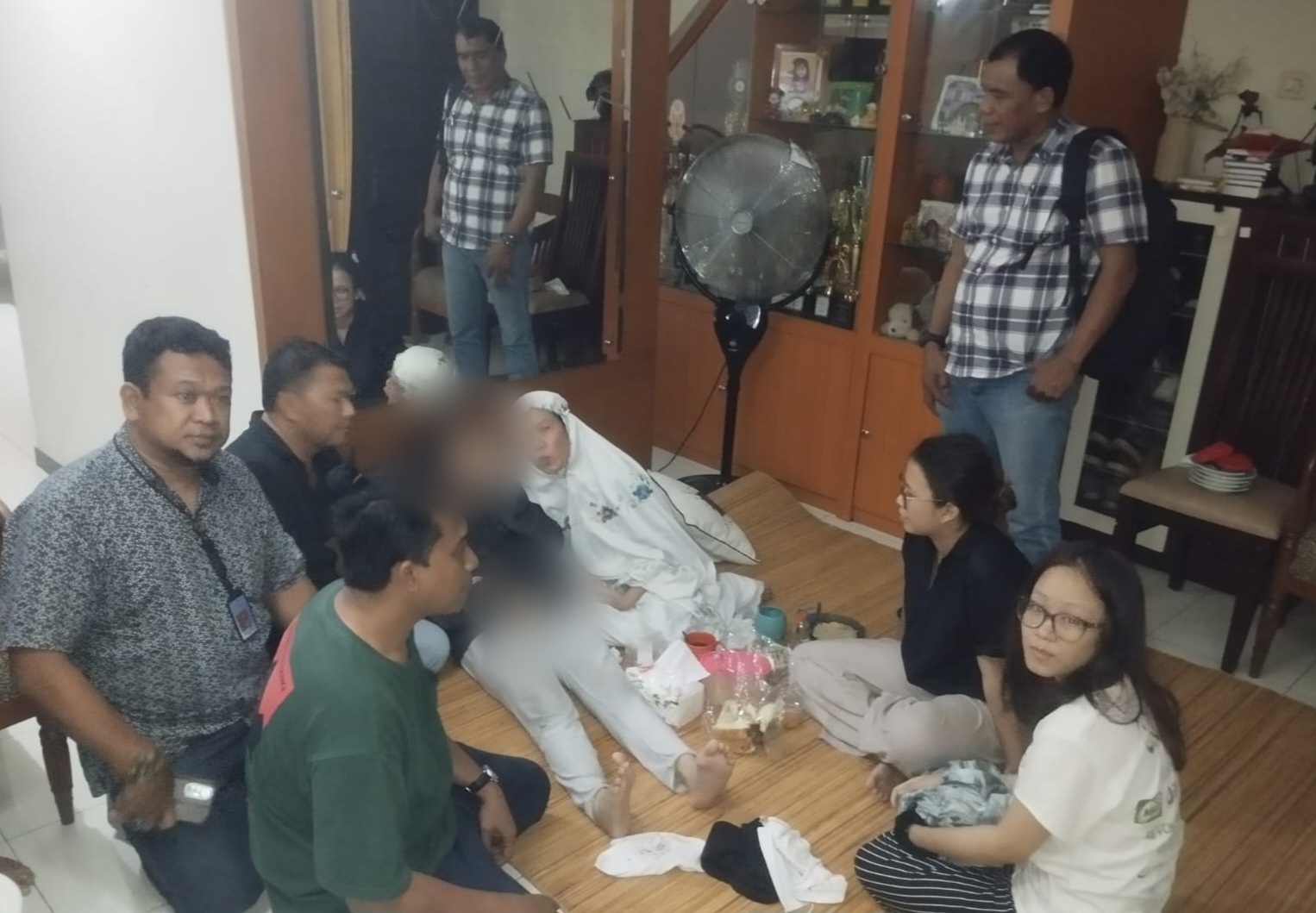 5 Fakta Hilangnya Siswi SMAN 61, Kabur Naik JakLingko, Ditemukan di Masjid   