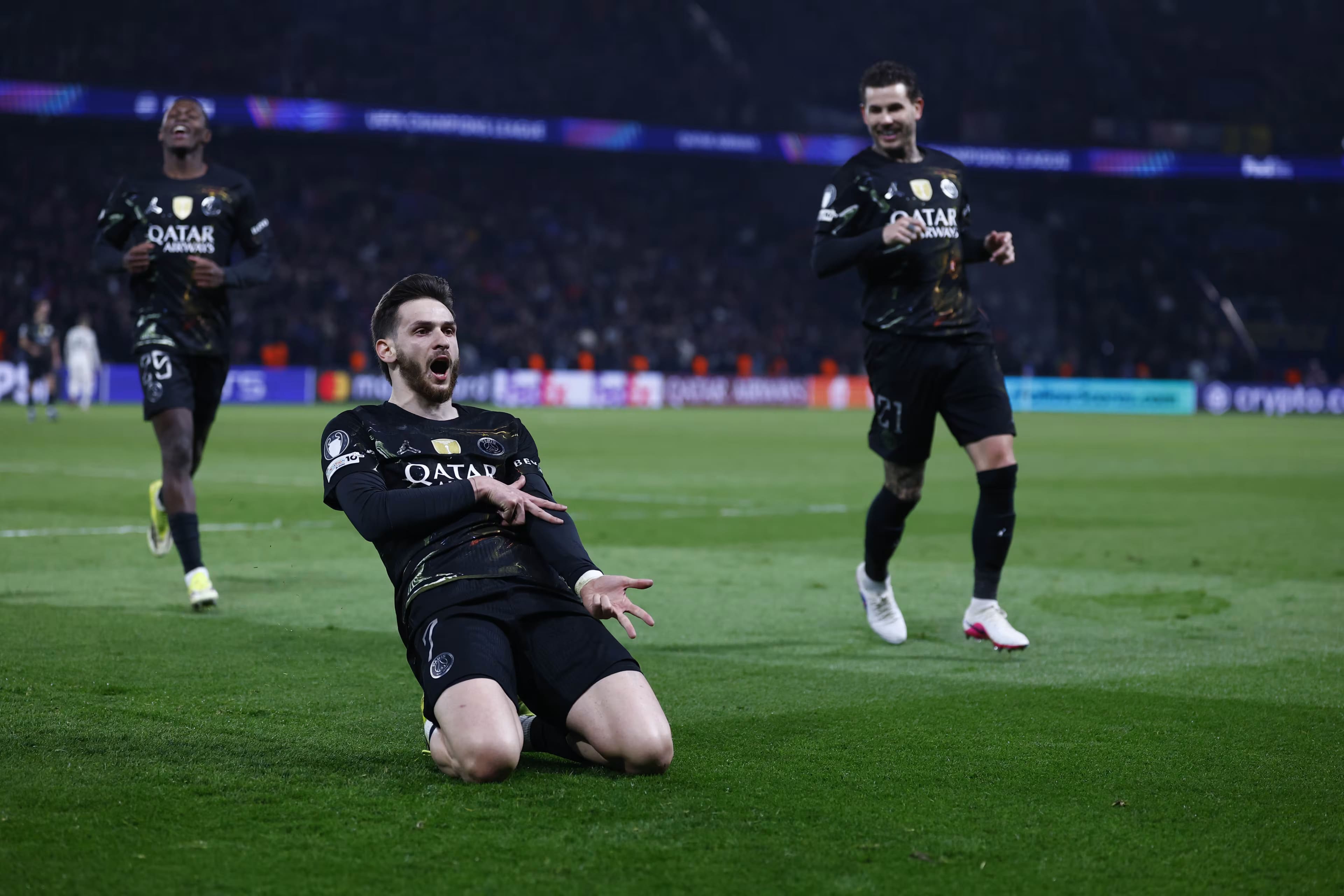 Rating Pemain PSG Usai Melibas Chelsea 5-2: Khvicha Kvaratskhelia MOTM!