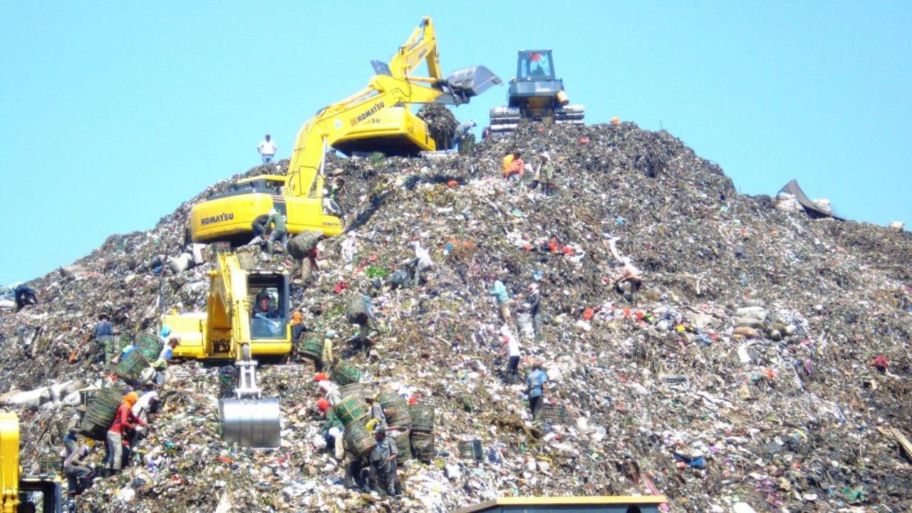 Sejarah TPST Bantargebang yang Longsor, Gunung Sampah Raksasa Beroperasi Sejak 1989