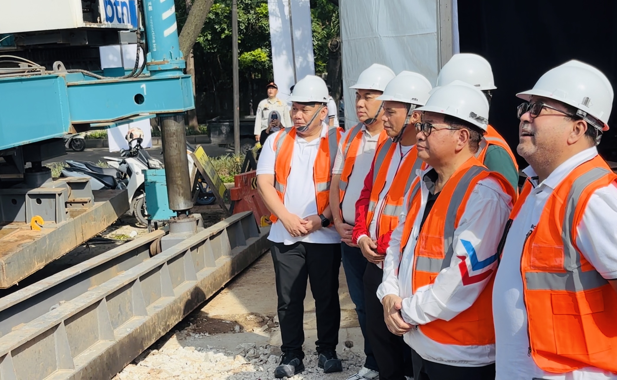 JPO Penghubung JIS-Ancol Resmi Dibangun, Pramono Bocorkan Kapan Bisa Digunakan 