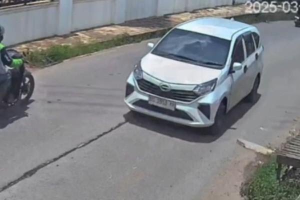 Polisi Tangkap Komplotan Begal Bermobil di Palembang