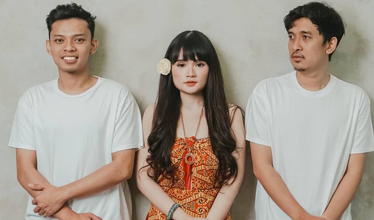 Resmi Keluar dari Soegi Bornean, Fanny Soegiarto Siap Bersolo Karier dengan 8 Lagu