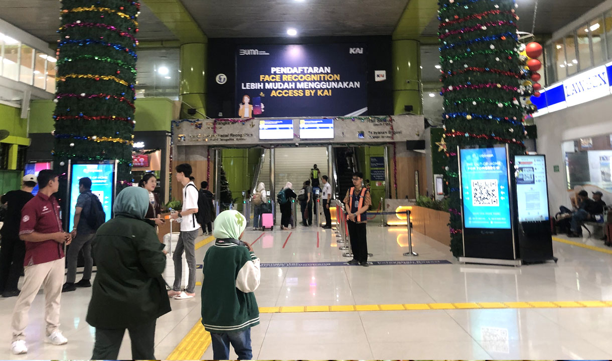 Situasi Terkini Stasiun Gambir H+2 Natal 2024