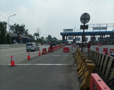 Ruas Tol Jagorawi Arah Puncak Sempat Diberlakukan Contraflow