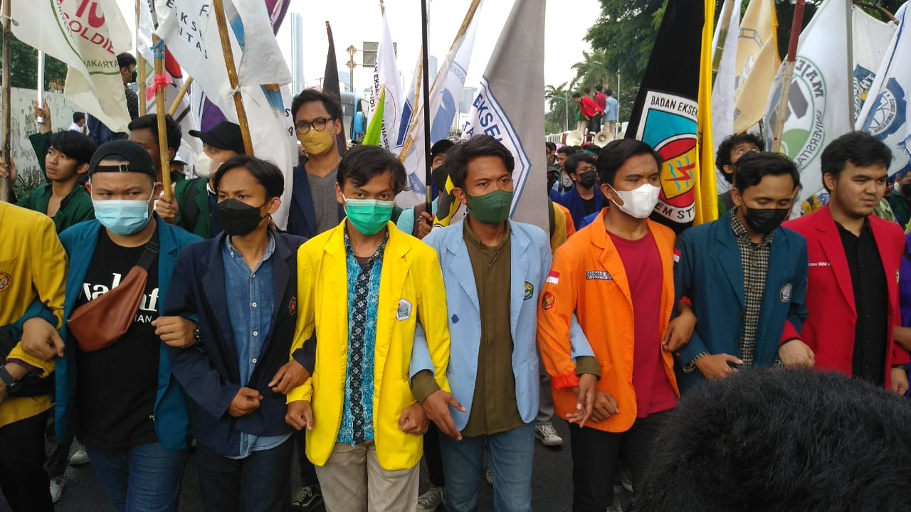 Demo Mahasiswa di Gedung MPR-DPR 11 April: Kami Tagih Janji Pemerintah untuk Kesejahteraan Rakyat